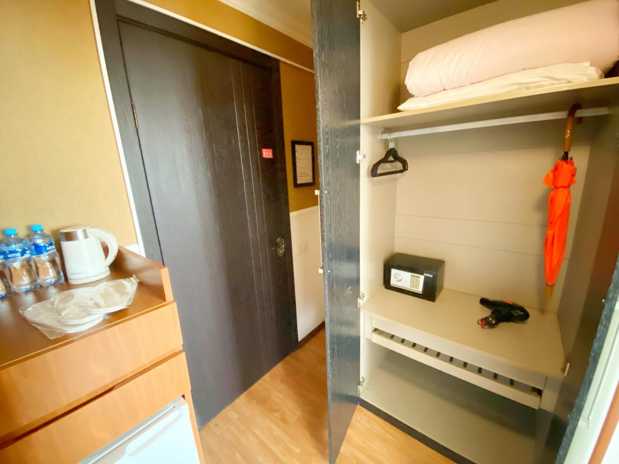 Hotel Orange คูทายสิ ภายนอก รูปภาพ